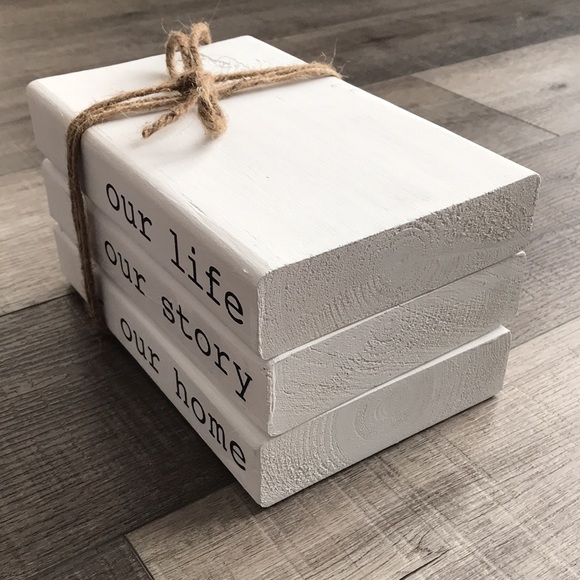 FARMHOUSE BOOKS - Picture 4 of 4